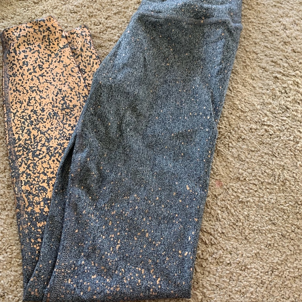 Lot of 2 beyond yoga leggings